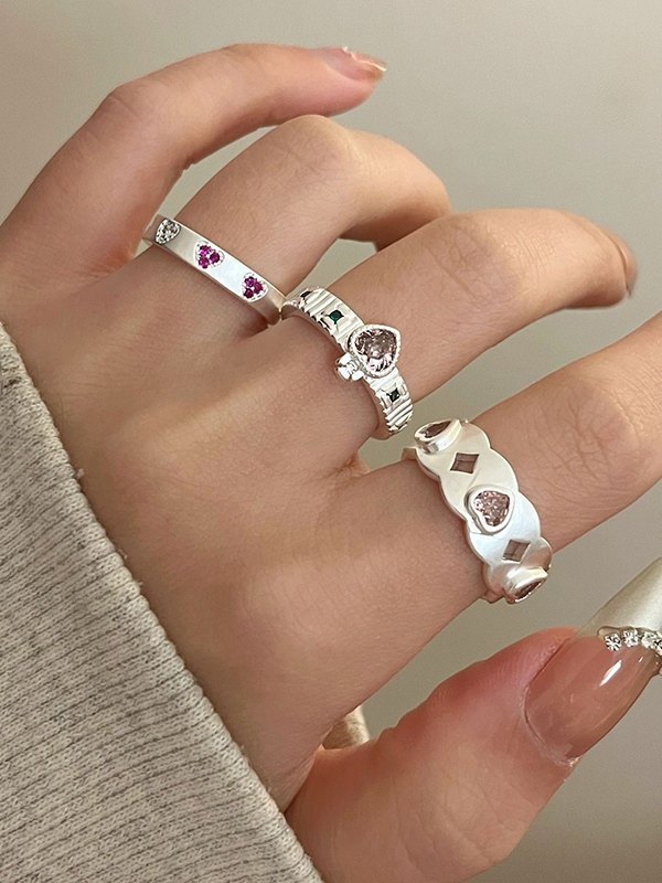 Rhinestone Heart Charm Cuff Ring-2